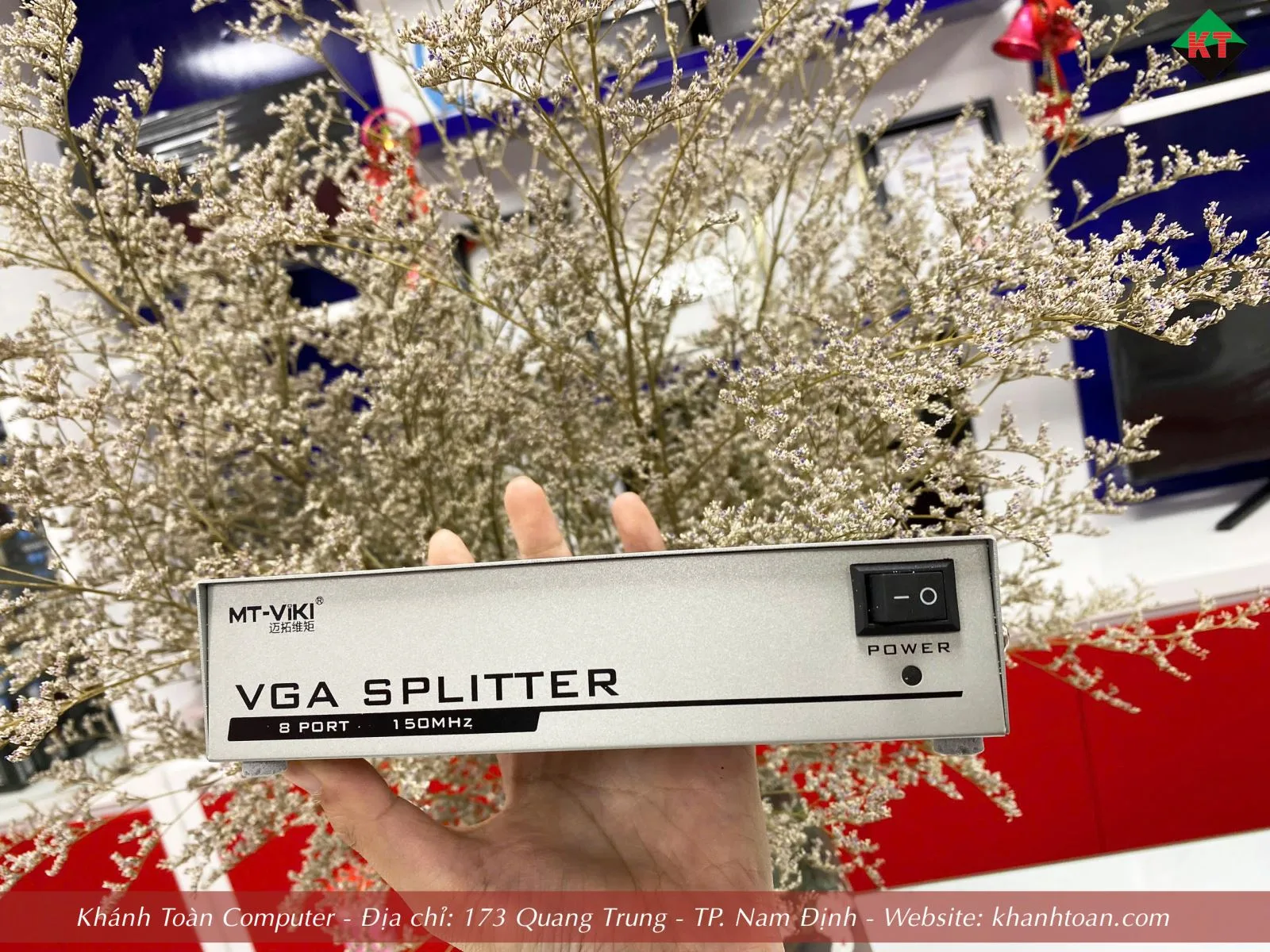 Bộ chia VGA 1 ra 8 ( kèm nguồn )