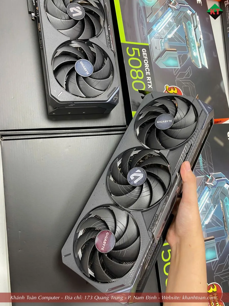 VGA Gigabyte RTX 5080 GAMING OC 16GB (N5080GAMING OC-16GD) LED RGB